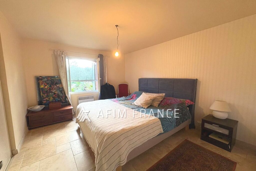 vente villa 5 Pièce(s) – 5 pièces – 3 chambres – 142.00 m²