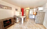 Appartement de 25 m2 en rez de jardin à La Londe les maures.   – 1 pièce – NR chambres – 25.70 m²