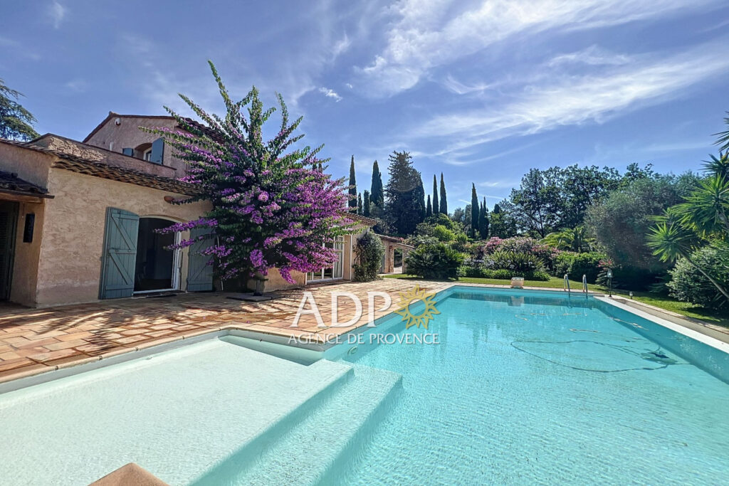 vente maison 6 Pice(s) – 6 pièces – 4 chambres – 194.00 m²