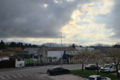 vente hangar 2 Pièce(s) – 2 pièces – 1 chambre – 81.80 m²