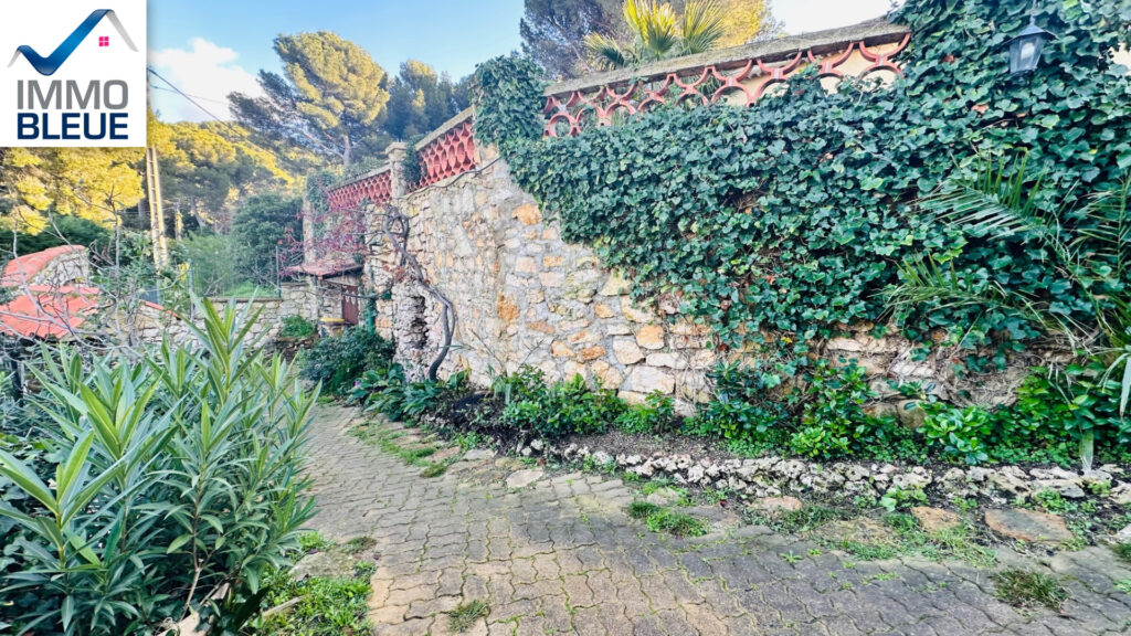 Vous recherchez un projet familial ou pour un investissement ? – 4 pièces – 3 chambres – 127.00 m²