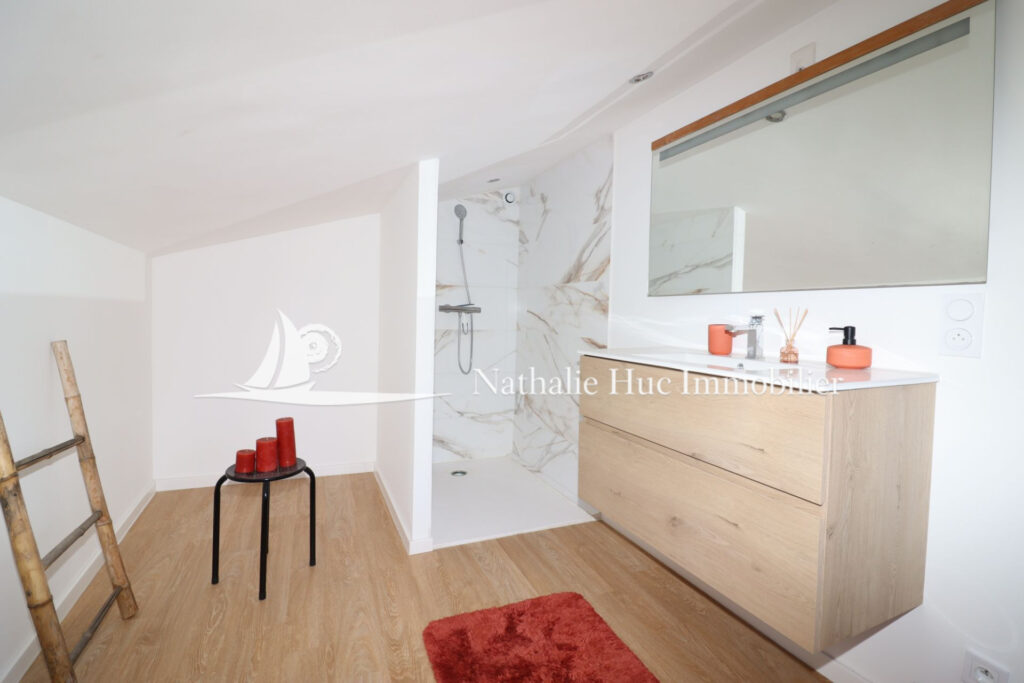 vente maison 7 Pièce(s) – 7 pièces – 6 chambres – 170.00 m²