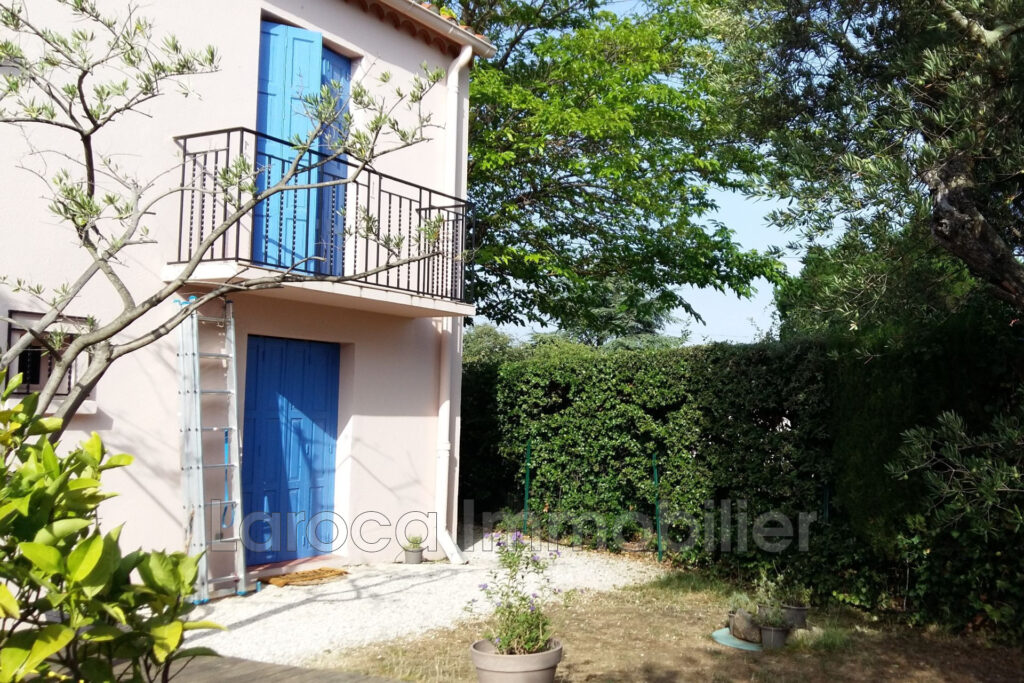 Achat villa à Laroque des Albères – 5 pièces – 3 chambres – 137.00 m²