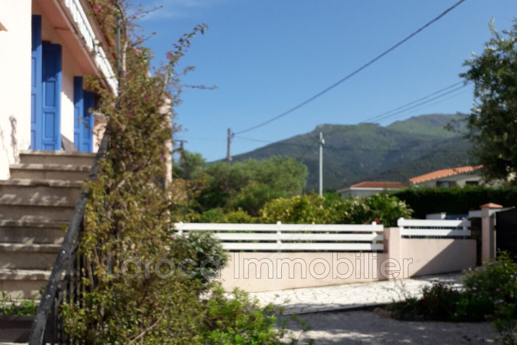Achat villa à Laroque des Albères – 5 pièces – 3 chambres – 137.00 m²