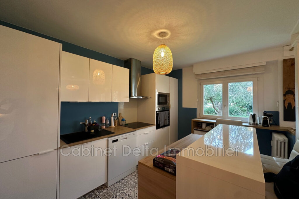 SANARY SUR MER centre ville à pied – 2 pièces – 1 chambre – 51.00 m²