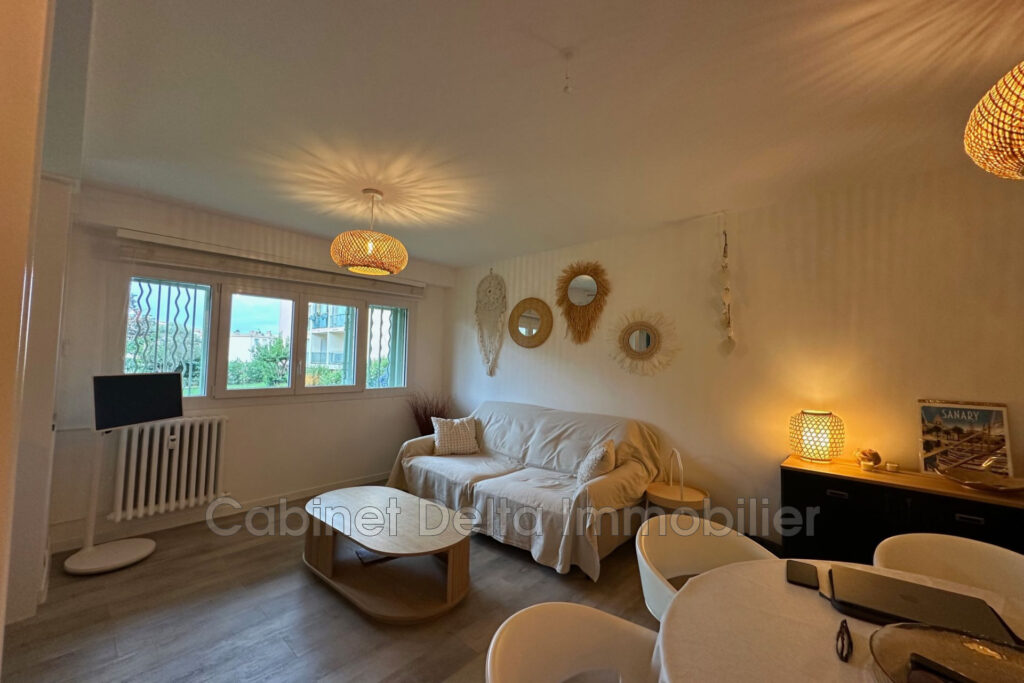 SANARY SUR MER centre ville à pied – 2 pièces – 1 chambre – 51.00 m²