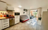 Appartement de 25 m2 en rez de jardin à La Londe les maures.   – 1 pièce – NR chambres – 25.70 m²