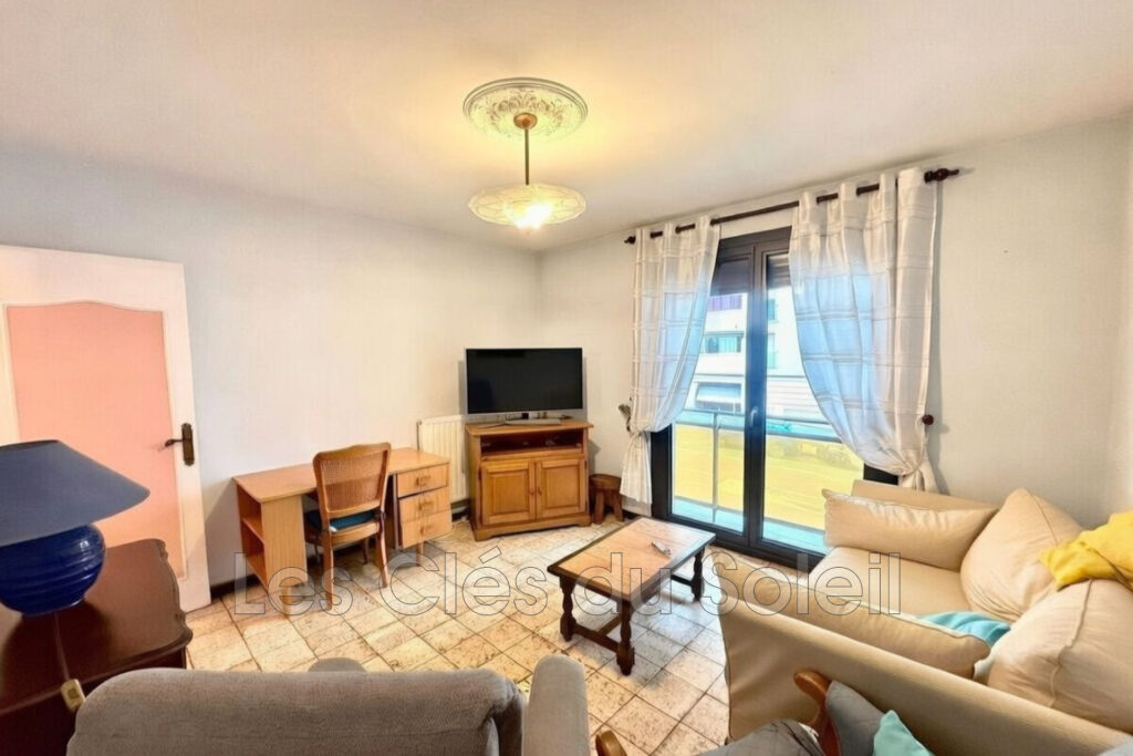 vente appartement 3 Pice(s) – 3 pièces – NR chambres – 61.00 m²