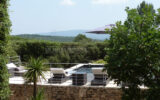 Mas Provençal à Gordes ? Location Saisonnière au Coeur de la Ga – 4 pièces – 3 chambres – 200.00 m²