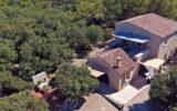 Mas Provençal à Gordes ? Location Saisonnière au Coeur de la Ga – 4 pièces – 3 chambres – 200.00 m²
