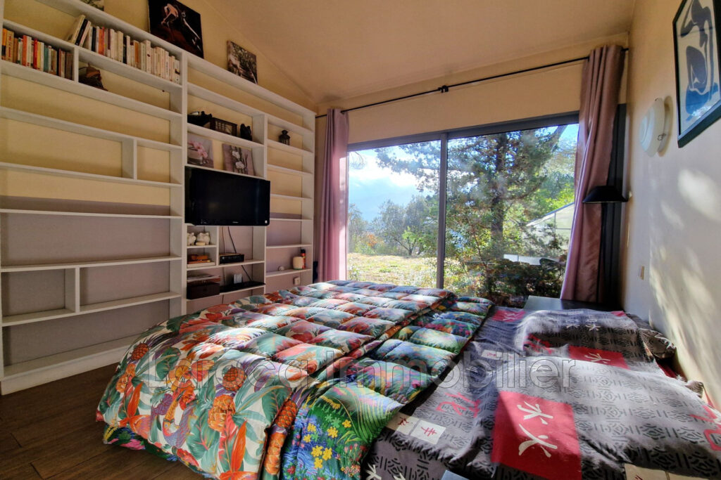 Maison de caractère plein sud avec piscine et vues imprenables – 7 pièces – 4 chambres – 175.00 m²