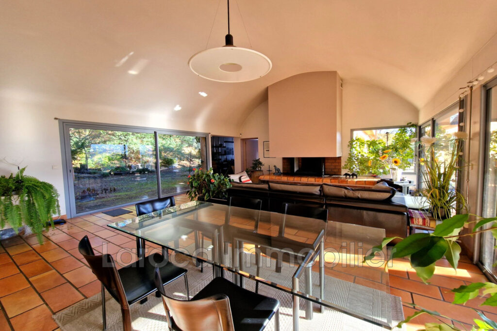 Maison de caractère plein sud avec piscine et vues imprenables – 7 pièces – 4 chambres – 175.00 m²