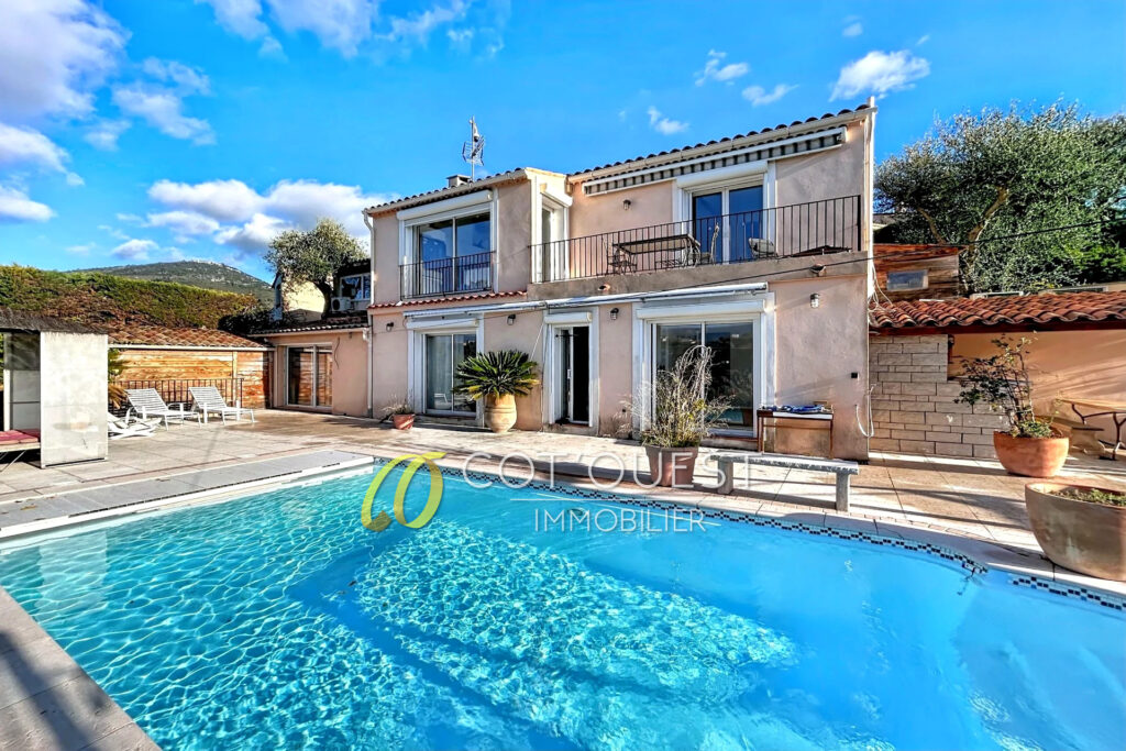 vente maison 5 Pièce(s) – 5 pièces – 4 chambres – 110.39 m²