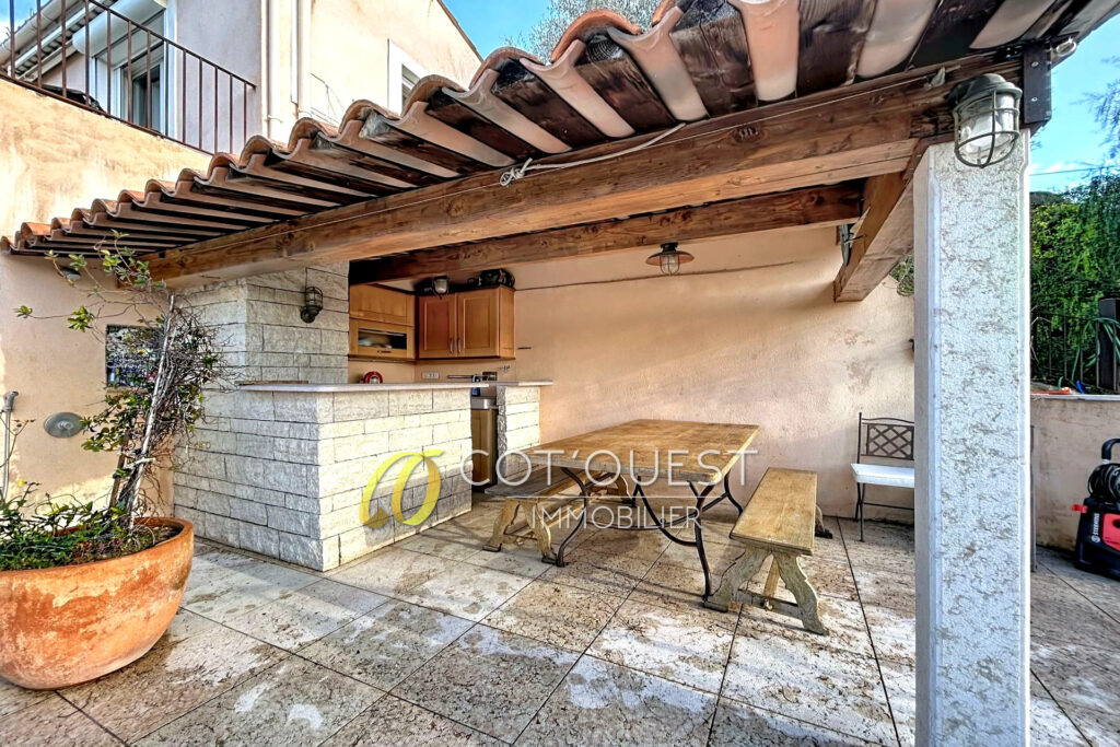 vente maison 5 Pièce(s) – 5 pièces – 4 chambres – 110.39 m²