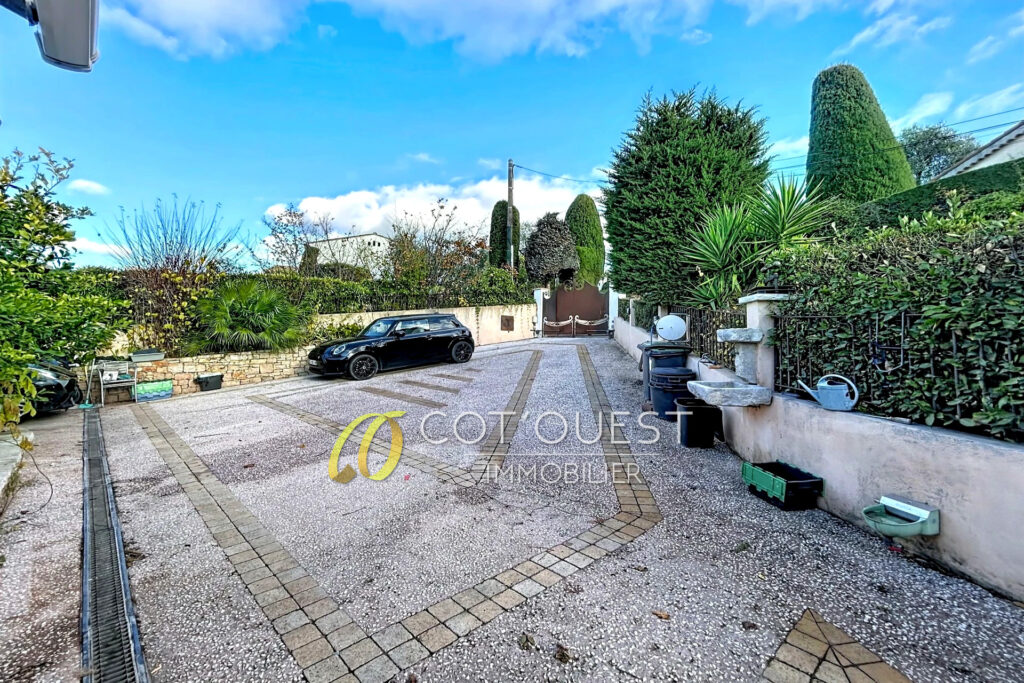 vente maison 5 Pièce(s) – 5 pièces – 4 chambres – 110.39 m²