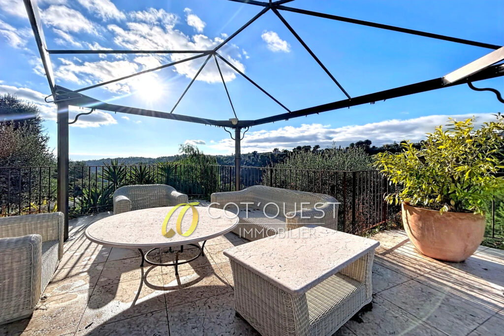 vente maison 5 Pièce(s) – 5 pièces – 4 chambres – 110.39 m²