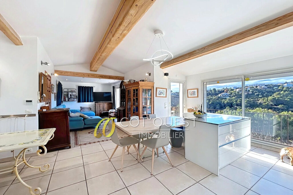 vente maison 5 Pièce(s) – 5 pièces – 4 chambres – 110.39 m²