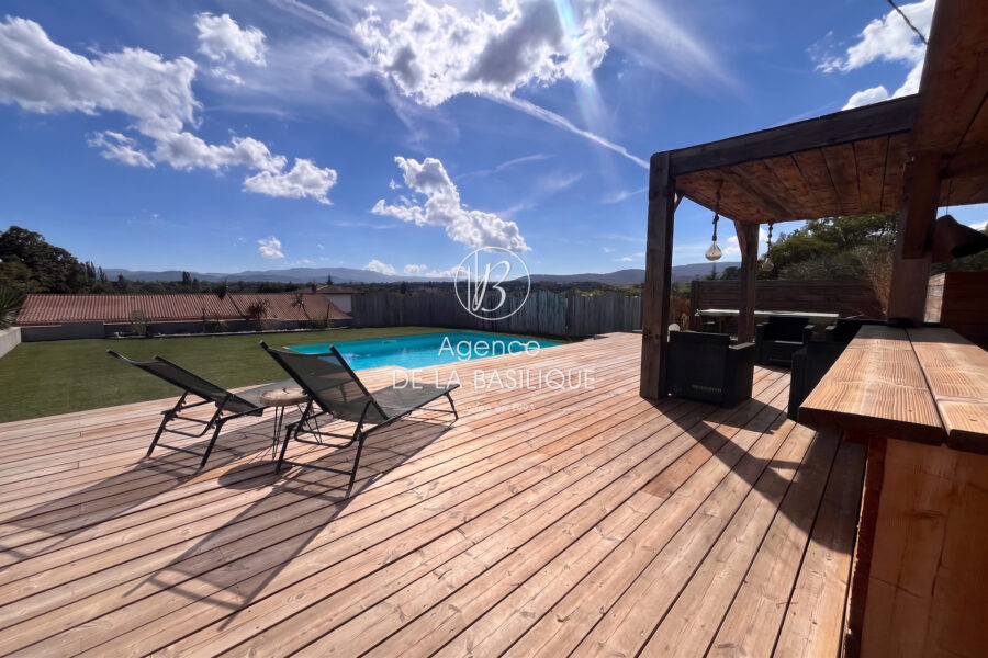 Maison à vendre à Saint-maximin-la-sainte-baume — Vue nature — photo 1