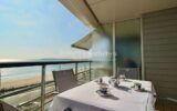 La Baule, appartement avec lumière traversante, face mer avec terrasse et balcon. – 3 pièces – 2 chambres – 83 m²