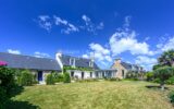 Pays bigouden ; Propriété d’exception en parfait état, proche des plages. – 13 pièces – 5 chambres – 350 m²