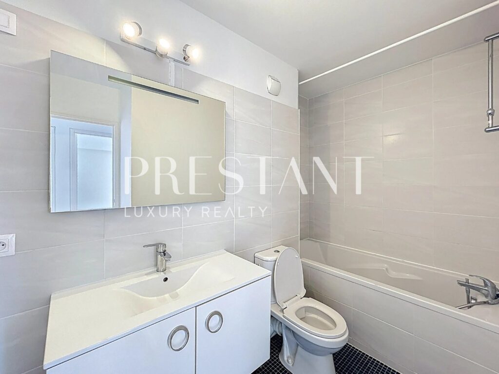 Appartement – 4 pièces – 3 chambres – 103 m²