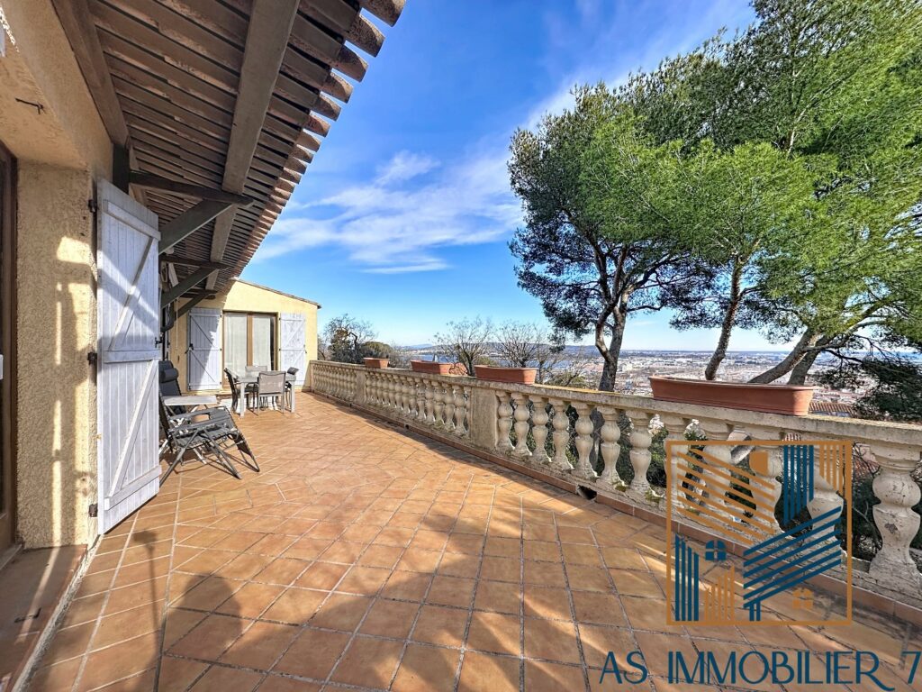 Maison – 4 pièces – 3 chambres – 110 m²