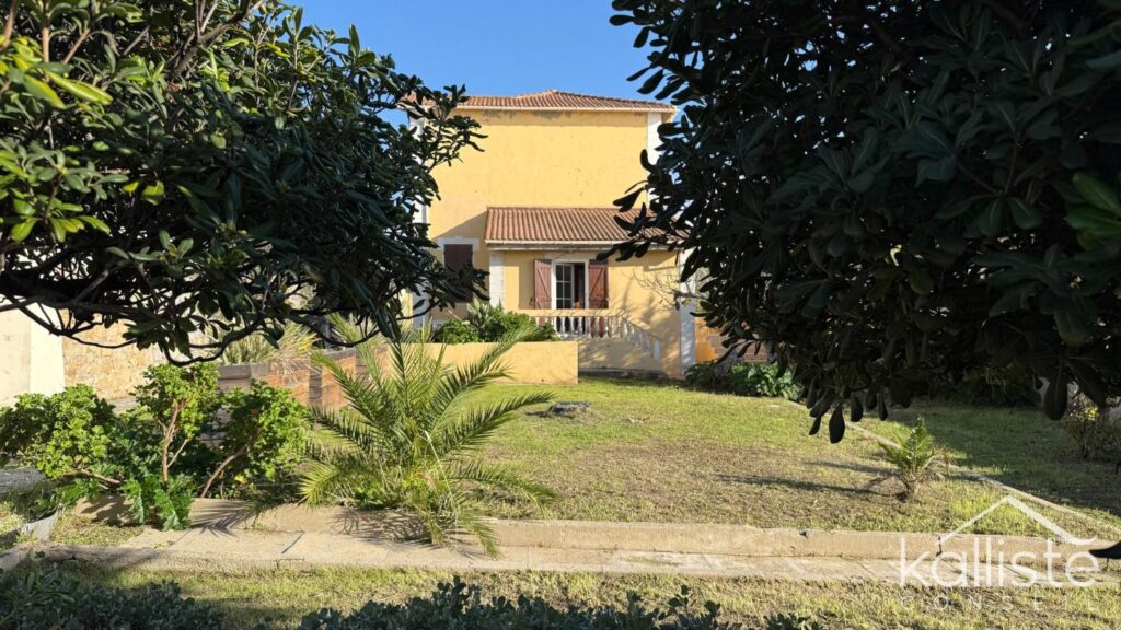 Villa Route des Sanguinaires Ajaccio – Vue mer, T2 indépendant – 10 pièces – 7 chambres – 241 m²