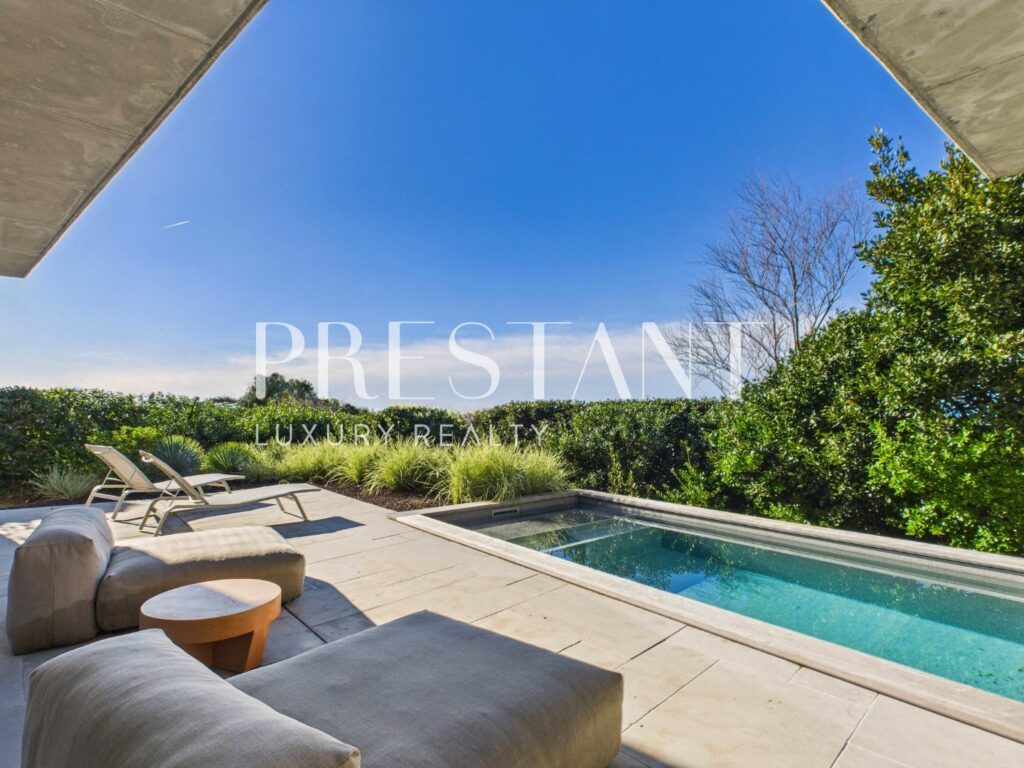 Maison – 7 pièces – 4 chambres – 165 m²