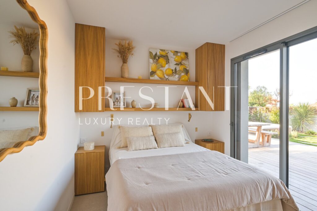 Maison – 6 pièces – 3 chambres – 140 m²