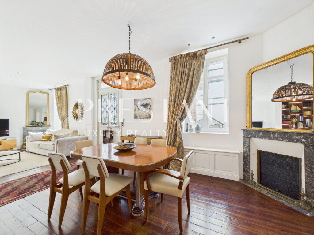 Maison – 6 pièces – 4 chambres – 134 m²