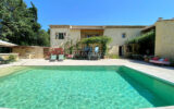 Location saisonnière ? Séjour de charme dans un Mas Provençal  – 6 pièces – 5 chambres