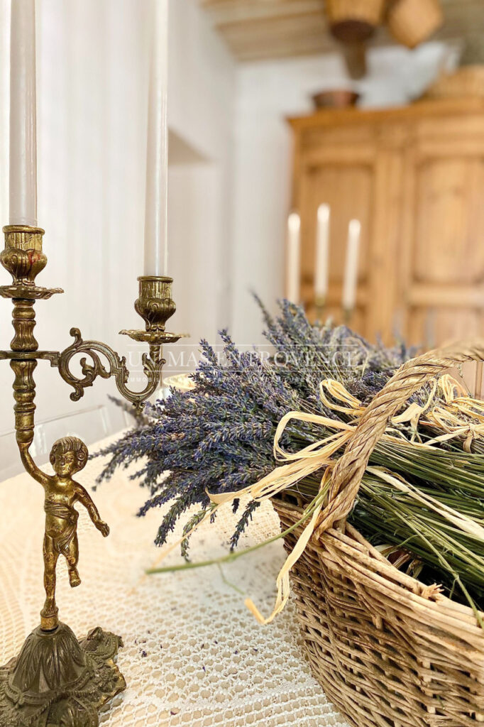 Location saisonnière ? Séjour de charme dans un Mas Provençal  – 6 pièces – 5 chambres