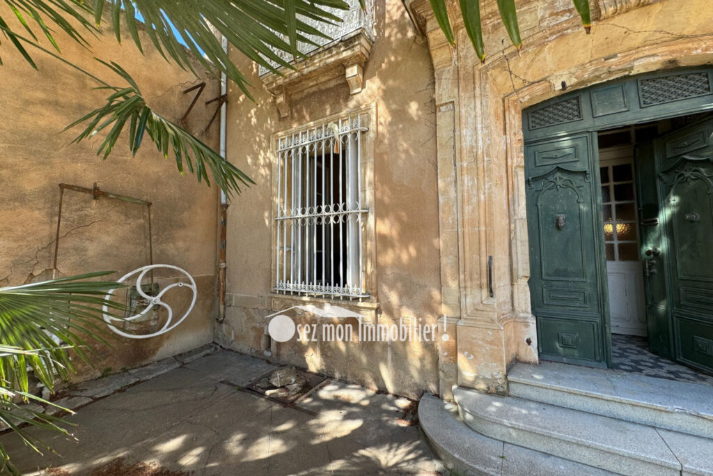 vente maison de maître 9 Pièce(s) – 9 pièces – 7 chambres – 250.00 m²