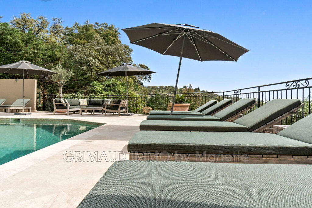 Villa sur 4170m² terrain avec vue dégagée et vue mer, compléte – 6 pièces – 6 chambres – 300.00 m²