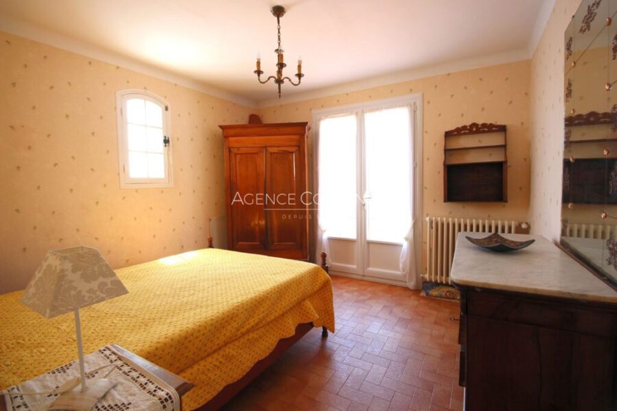 Maison à vendre à Saint-cyr-sur-mer