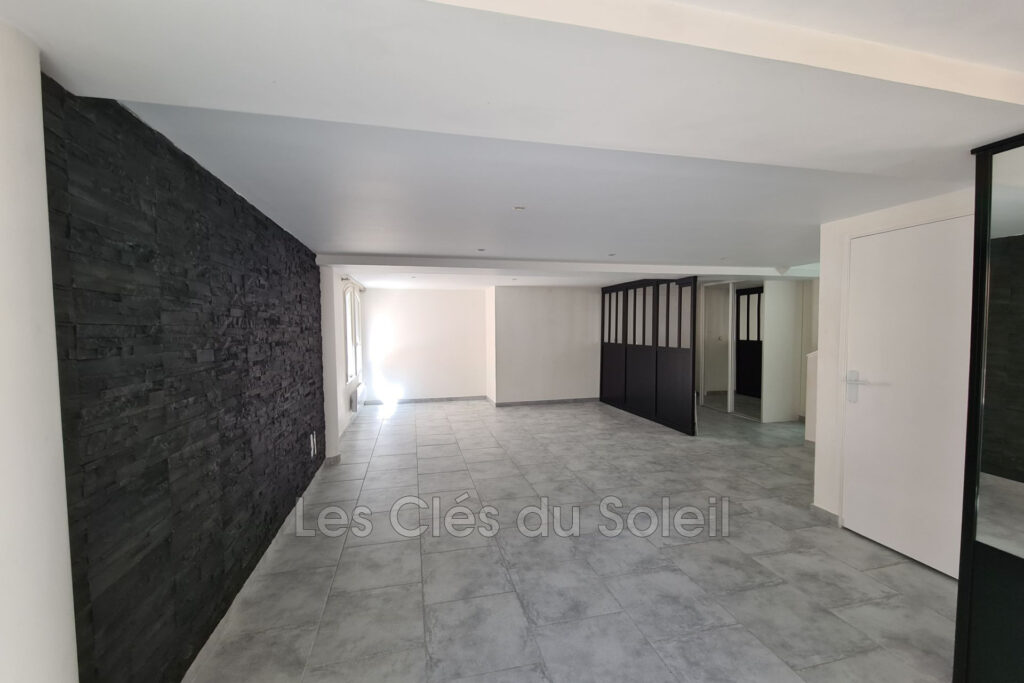 location appartement 4 Pièce(s) – 4 pièces – 3 chambres – 87.68 m²