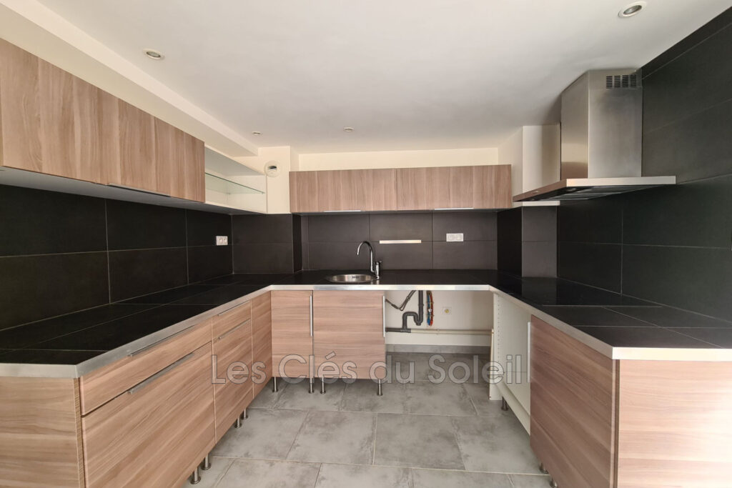 location appartement 4 Pièce(s) – 4 pièces – 3 chambres – 87.68 m²