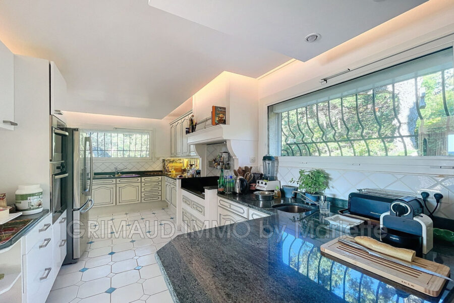 Maison à vendre à Grimaud