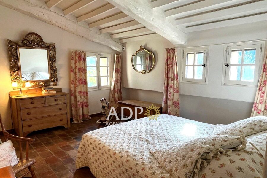 Maison à vendre à Saint-Vallier-de-Thiey