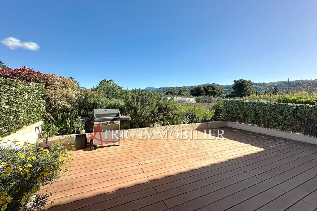 Au calme, belle villa mitoyenne de 90m²+ garage, offrant une d – 4 pièces – 3 chambres – 92.00 m²