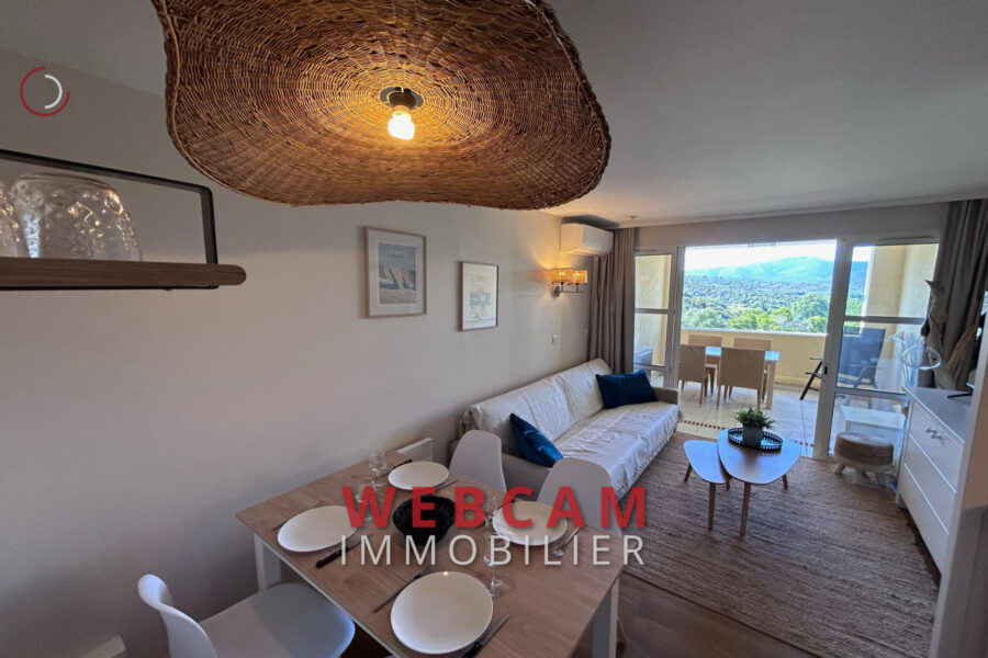 Appartement à vendre à Agay