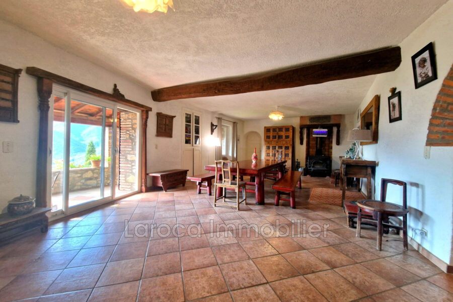 Maison à vendre à Montbolo