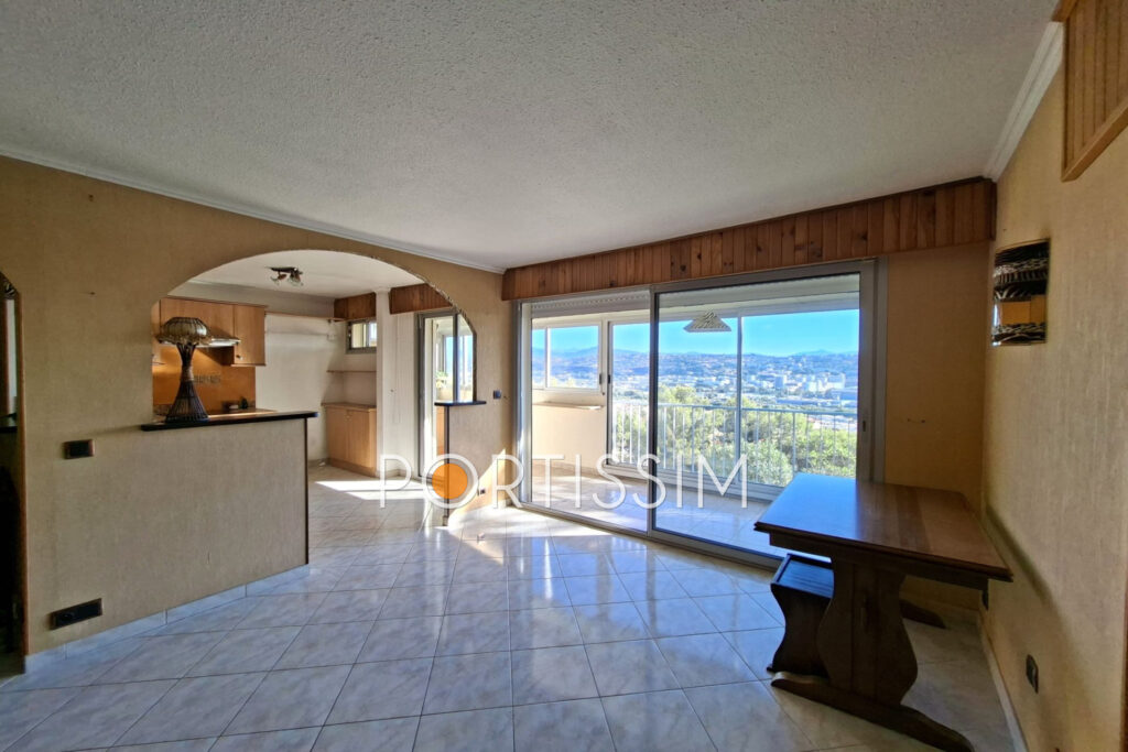 Saint-Laurent-du-Var / appartement  4 pièces / 134 M² / Vue dé – 5 pièces – 3 chambres – 134.00 m²