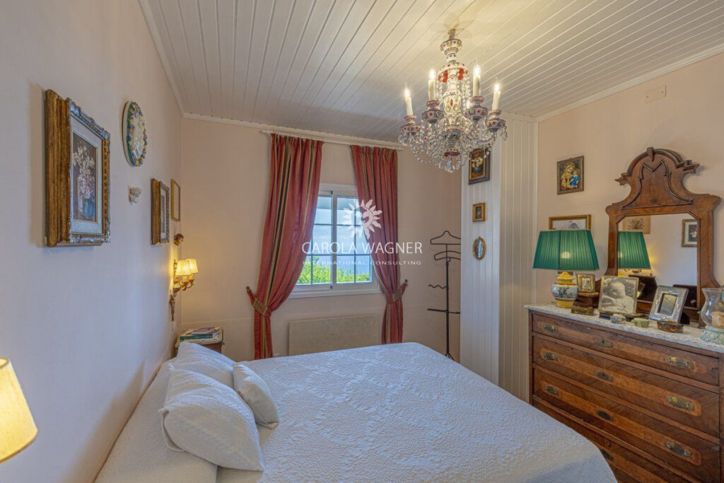 vente villa 5 Pièce(s) – 5 pièces – 3 chambres – 172.00 m²