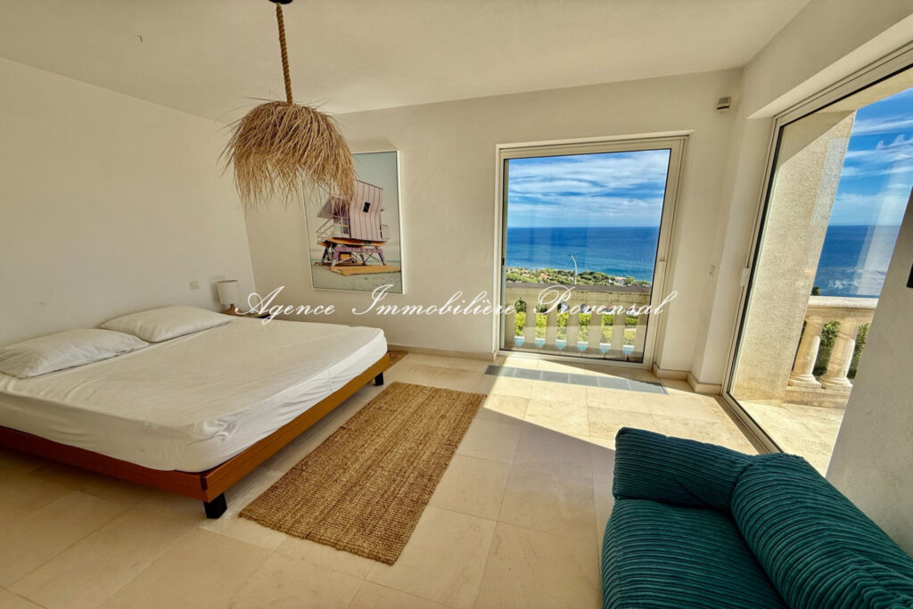 vente villa 5 Pièce(s) – 5 pièces – 4 chambres – 200.00 m²