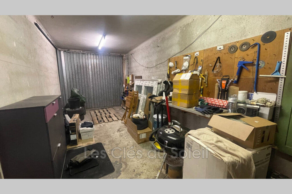 Brignoles, Maison de village de type 5 avec garage  Maison de  – 5 pièces – 3 chambres – 107.00 m²