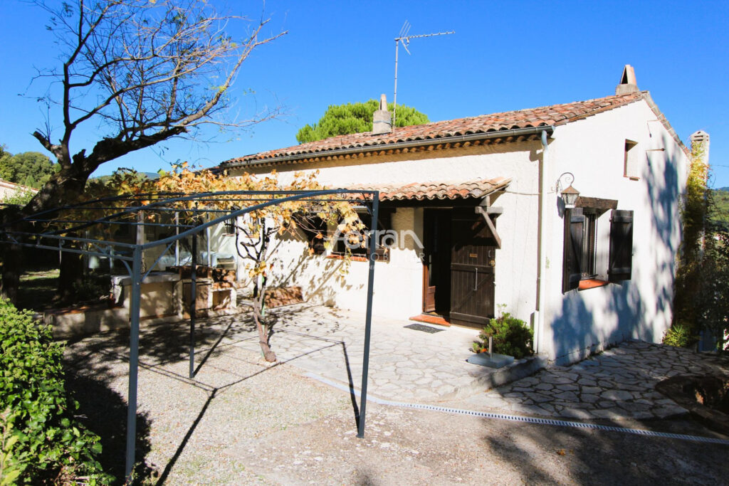 VILLA PROCHE VILLAGE FLAYOSC 130M² VUE PANORAMIQUE – 4 pièces – 3 chambres – 130.00 m²