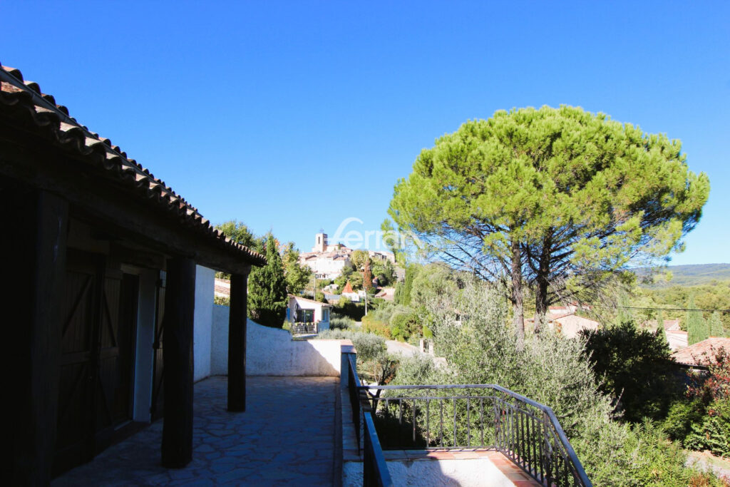 VILLA PROCHE VILLAGE FLAYOSC 130M² VUE PANORAMIQUE – 4 pièces – 3 chambres – 130.00 m²