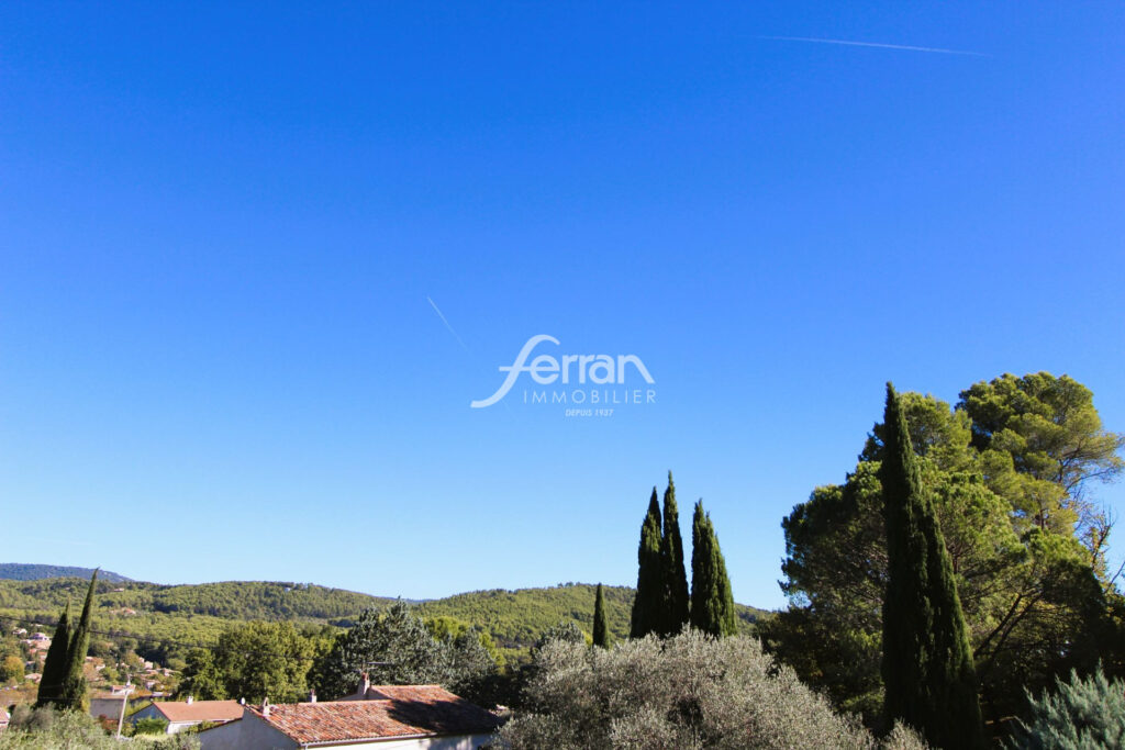 VILLA PROCHE VILLAGE FLAYOSC 130M² VUE PANORAMIQUE – 4 pièces – 3 chambres – 130.00 m²