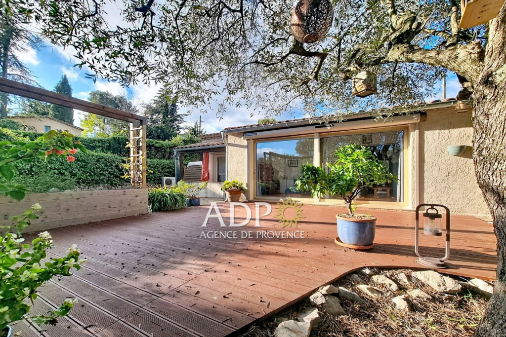 vente maison 4 Pièce(s) – 4 pièces – 3 chambres – 104.00 m²